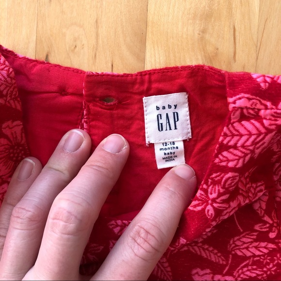 Two 12-18 month party dresses and shoes - Picture 6 of 12